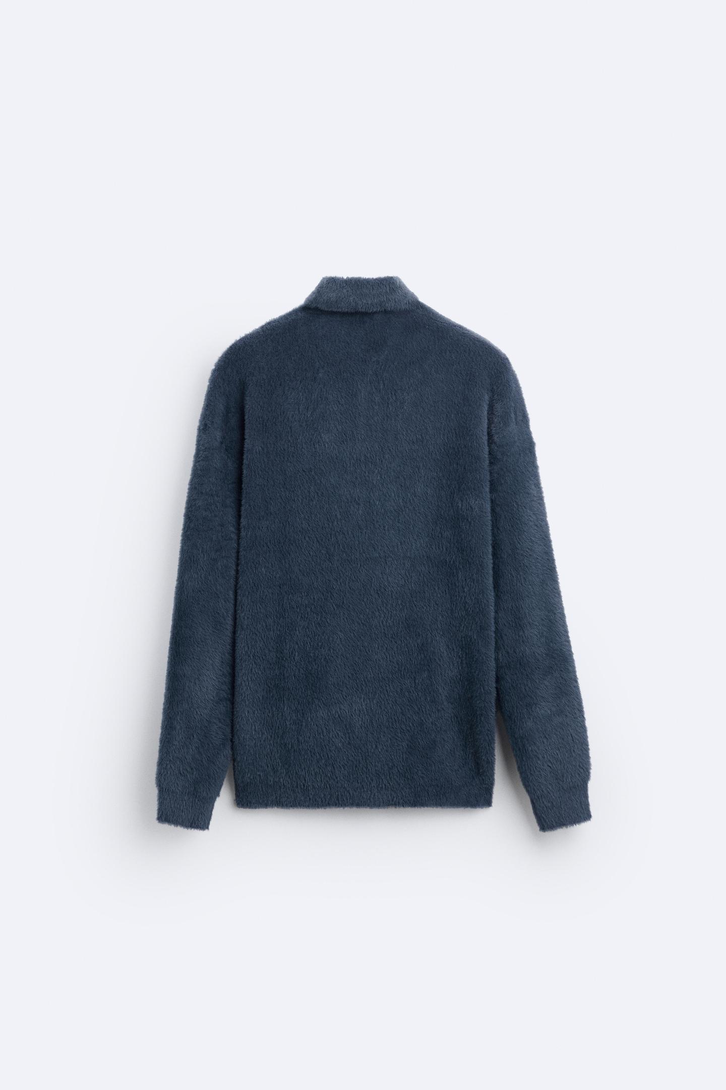 Old Money – Strukturiertes Strick-Poloshirt mit Kunstfell