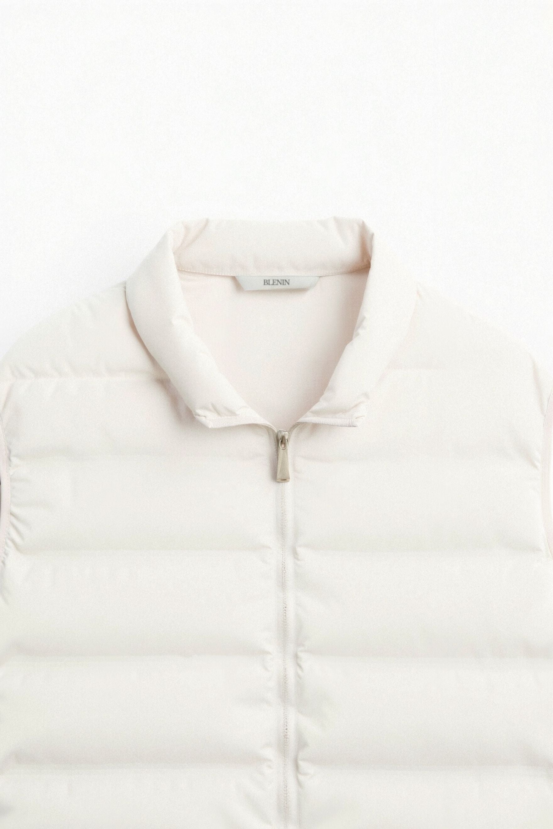 Herren Weste mit Stehkragen – Klassischer Business-Look aus Funktionsmaterial