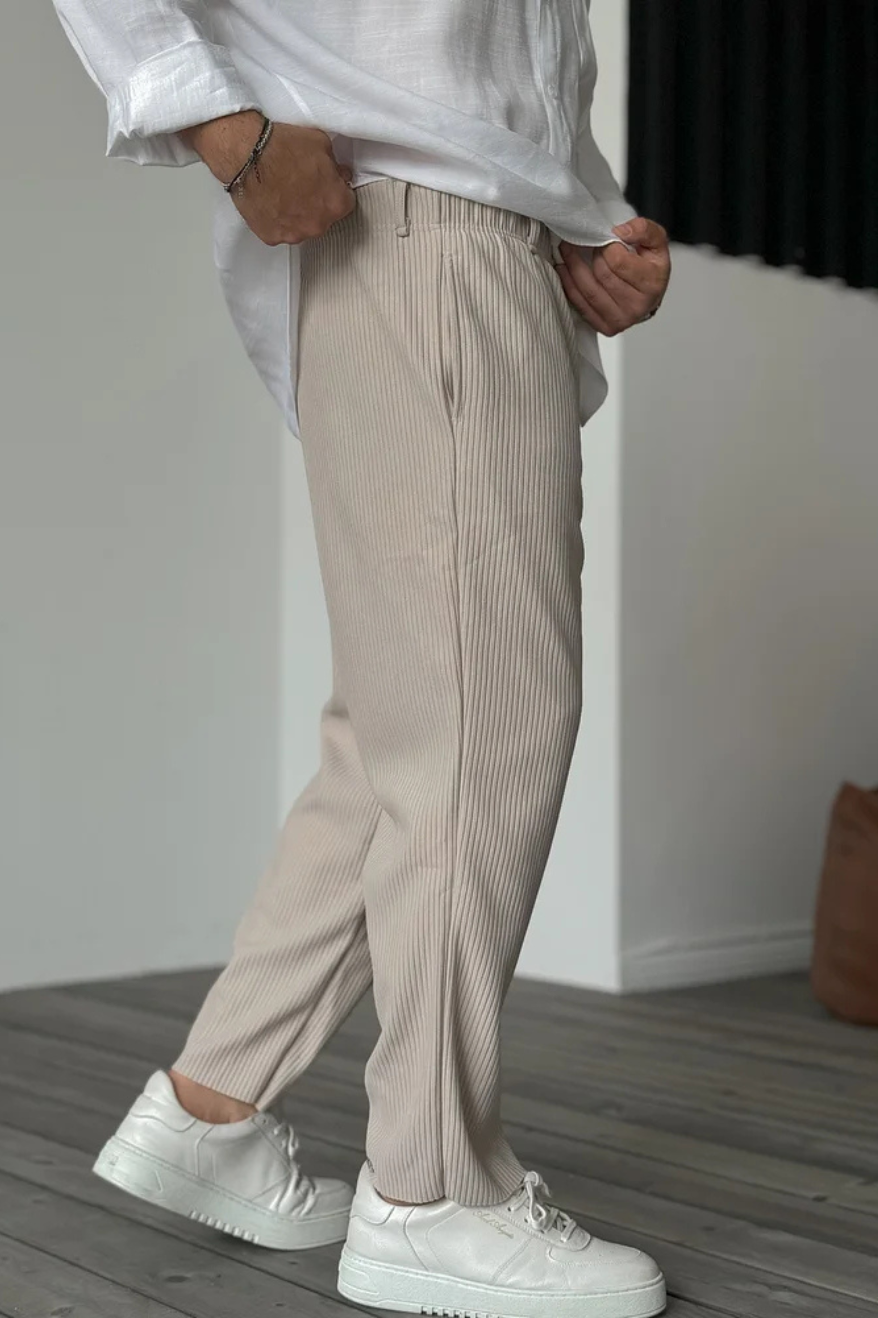 Leichte Bundfaltenhose – Stilvolle Leichtigkeit für den Sommer